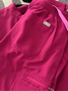 Figs Women's Yola Skinny Scrub Pants Dark Magenta size XS